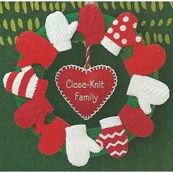 2015 A Close-Knit Family