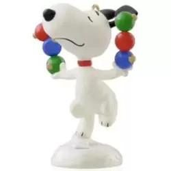 2015 Snoopy - Decking the Tree - Peanuts