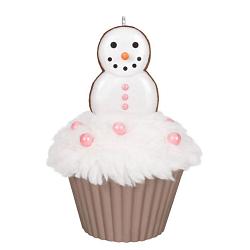 2025 Merry Macarons - Christmas Cupcakes - 16th in the Series
