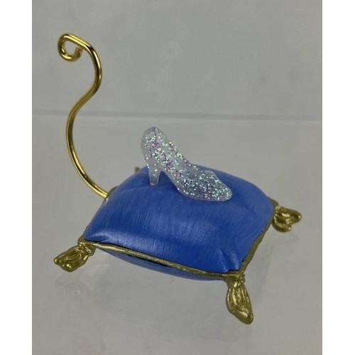 2001 The Glass Slipper - Walt Disney's Cinderella - Miniature - DB